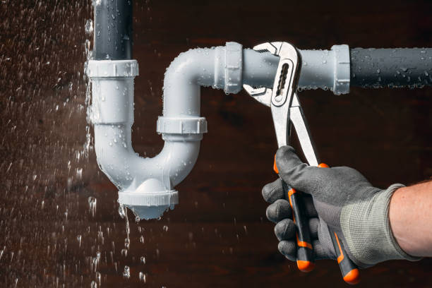 Professional Sewer Line Repair technician working in Medimont, ID